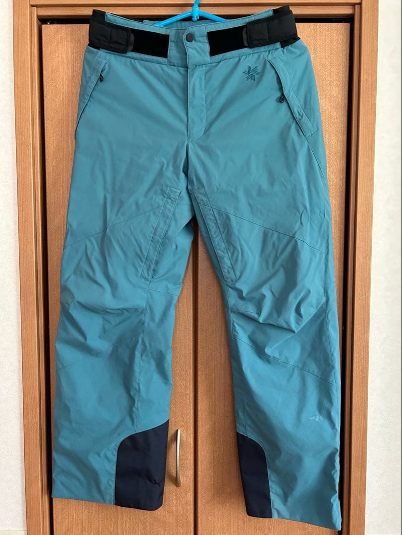 Goldwin スキーウェア上M下Ｌ