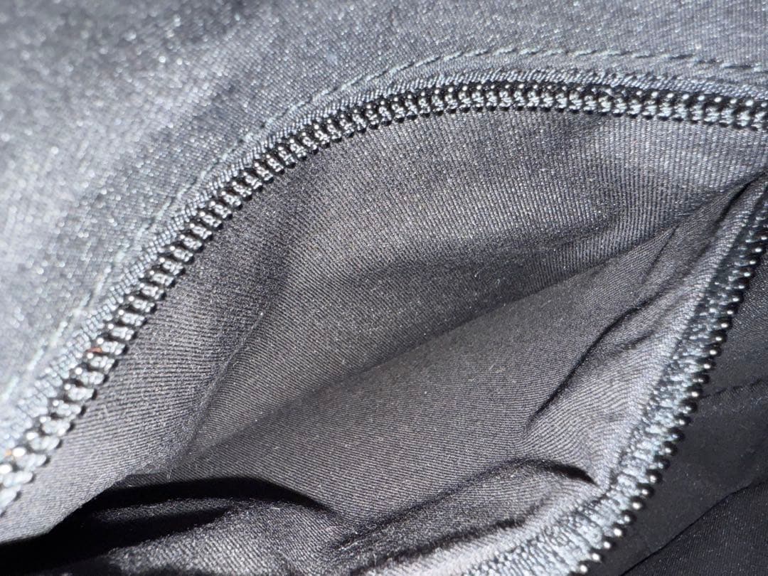 GUCCI トートバッグレディース シェリーライン キャンバス 舟形 GG柄 黒