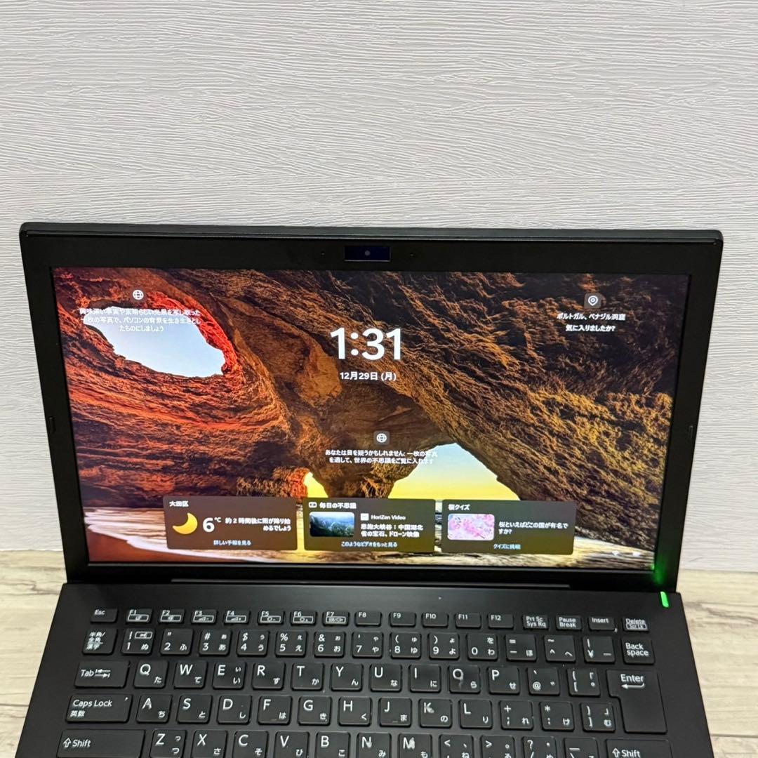 薄型軽量 第8世代 i5 VAIO Pro PG 8GB SSD Office
