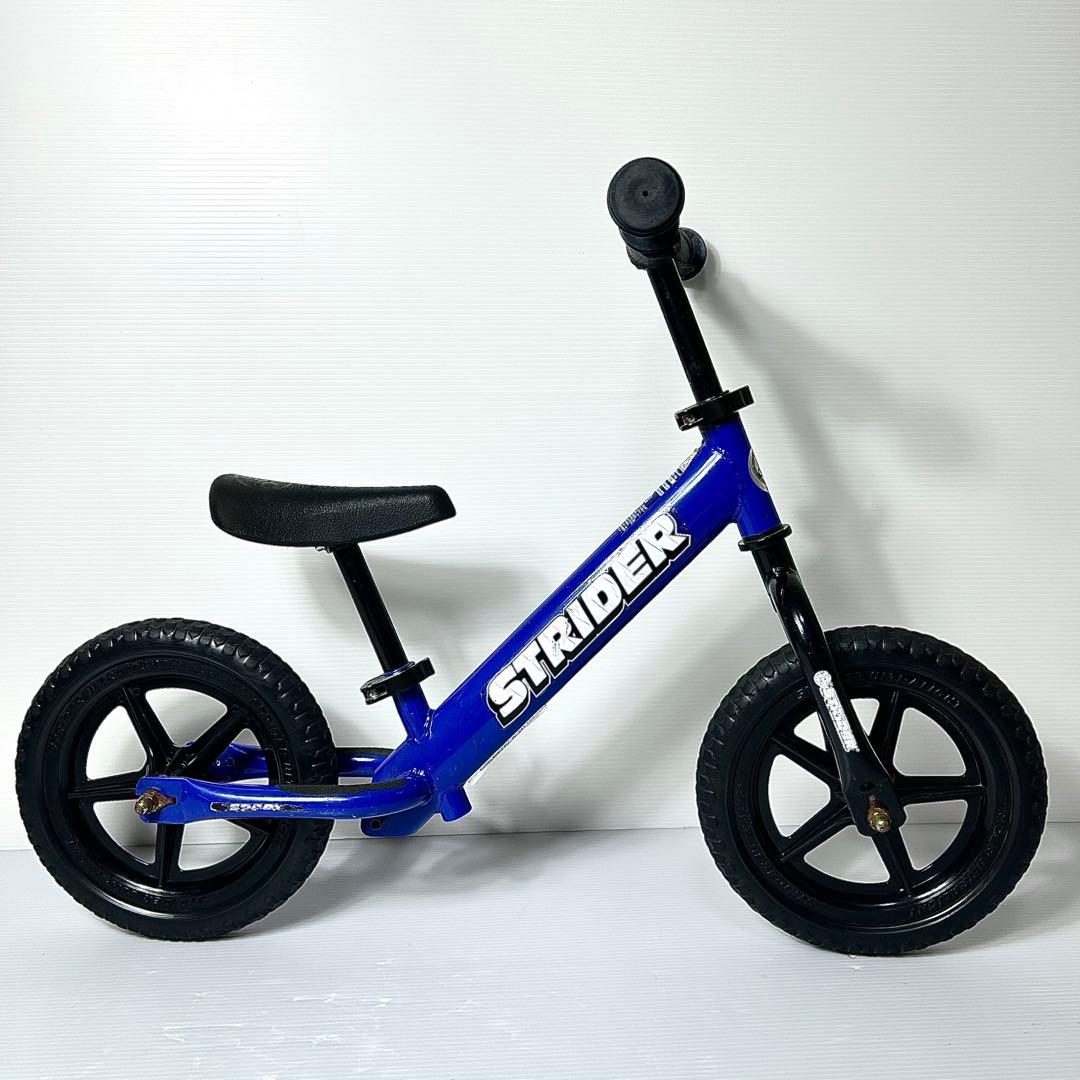 美品☆ストライダー スポーツ ブルー 青 キックバイク 補助なし