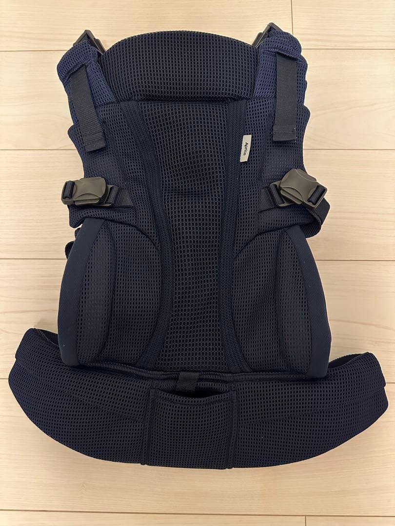 Aprica 抱っこひも ラクリス ネイビー
