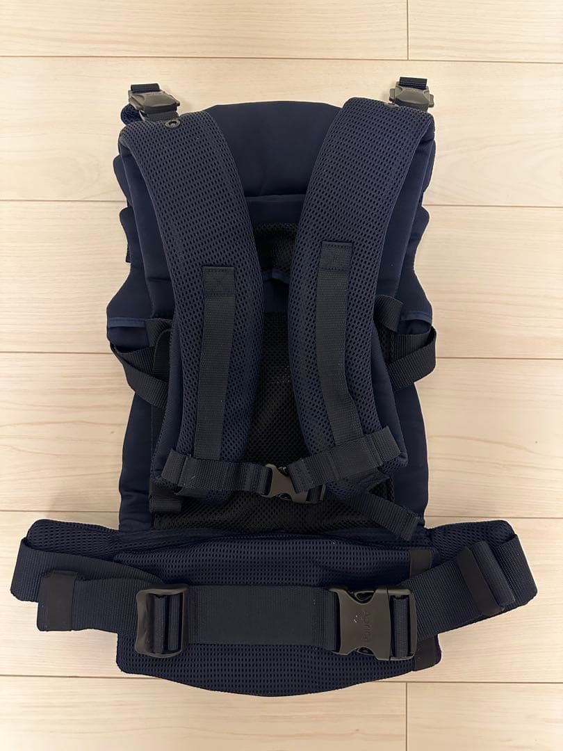 Aprica 抱っこひも ラクリス ネイビー