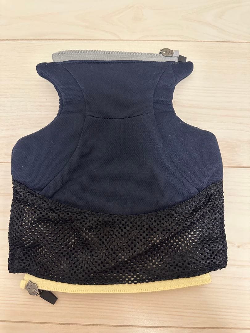 Aprica 抱っこひも ラクリス ネイビー