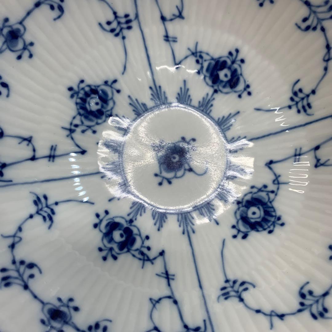 1 ロイヤルコペンハーゲン ブルーフルーテッドプレイン ボウル　15.5センチ