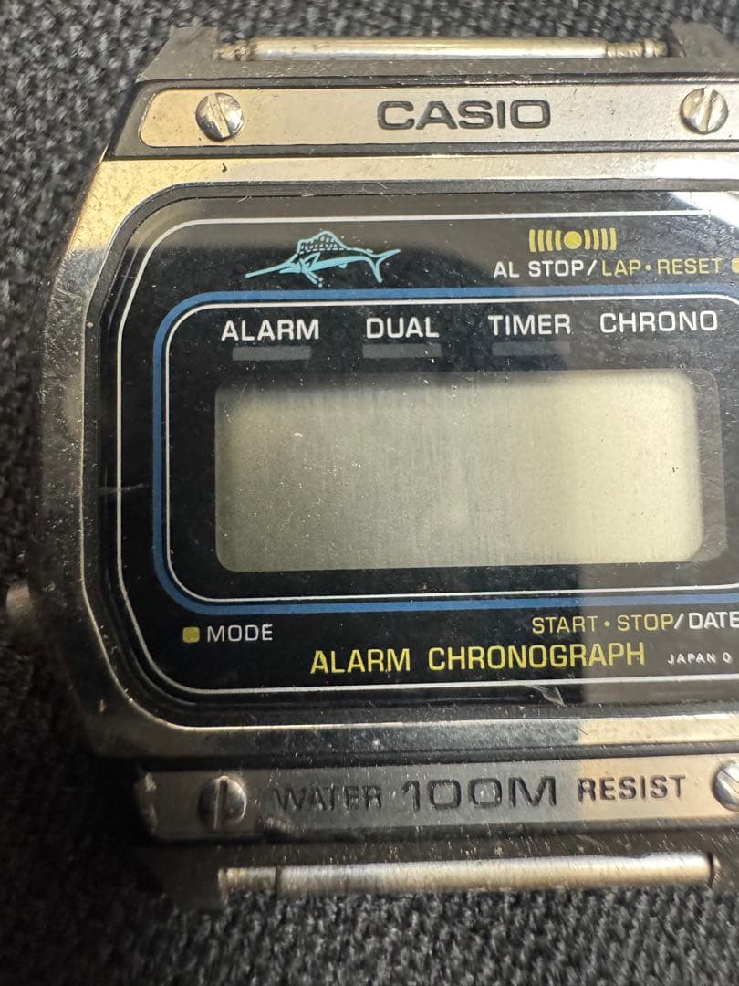 CASIO ALARM CHRONOGRAPH 100M防水