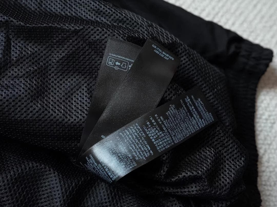 希少BALENCIAGA x Lamborghiniブラック ナイロンジャケット