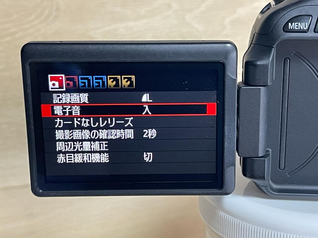 ショット数6664回☆ Canon EOS Kiss X5 キヤノン 一眼レフ