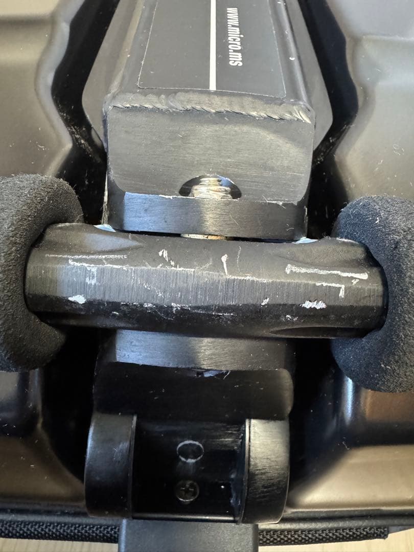 マイクロラゲッジ乗れるスーツケースキックボード マイクロスクーターキャリーケース