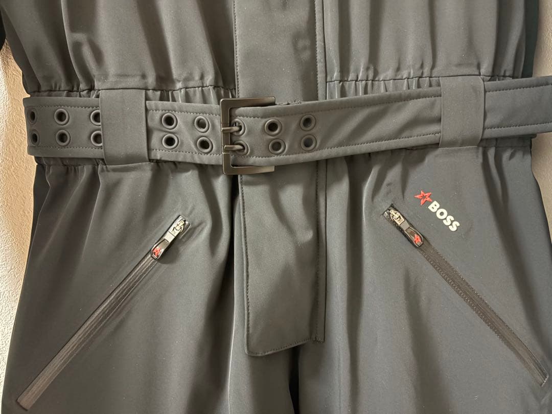 希少完売品BOSS PERFECT MOMENT スノーボードウェア S 国内M