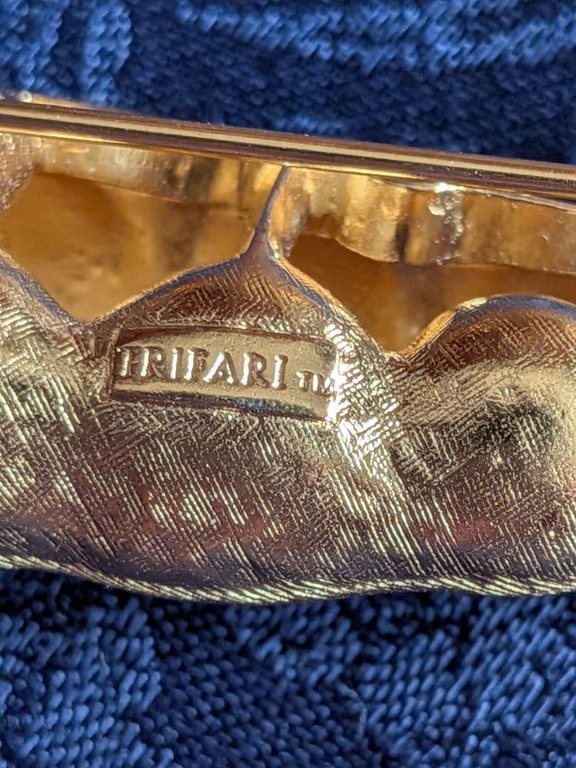 Trifari　トリファリ　ブローチ　えんどう豆　ヴィンテージ　美品