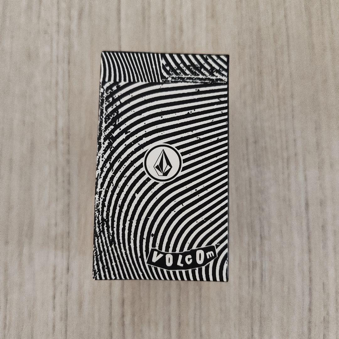 【未開封】激レア　VOLCOM BE@BRICK 100%