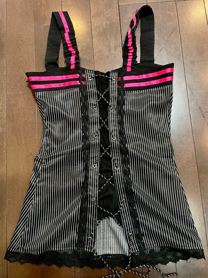 超希少GLAMOROUS JANEストライプ黒×ピンクキャミソールリボン編み上げ
