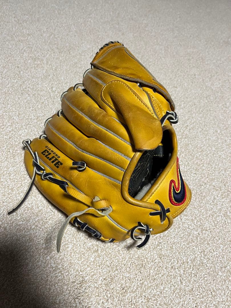 Nike Elite 野球グローブ イエロー
