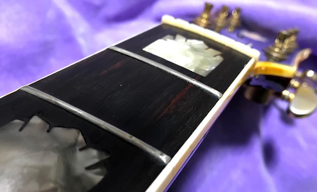 Thumb J-400 寺田楽器超希少ハードケース付き