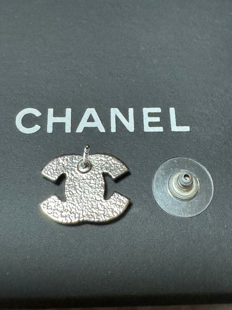 正規品☆シャネルココマークピアス/片耳 CHANELスワロフスキー シルバー