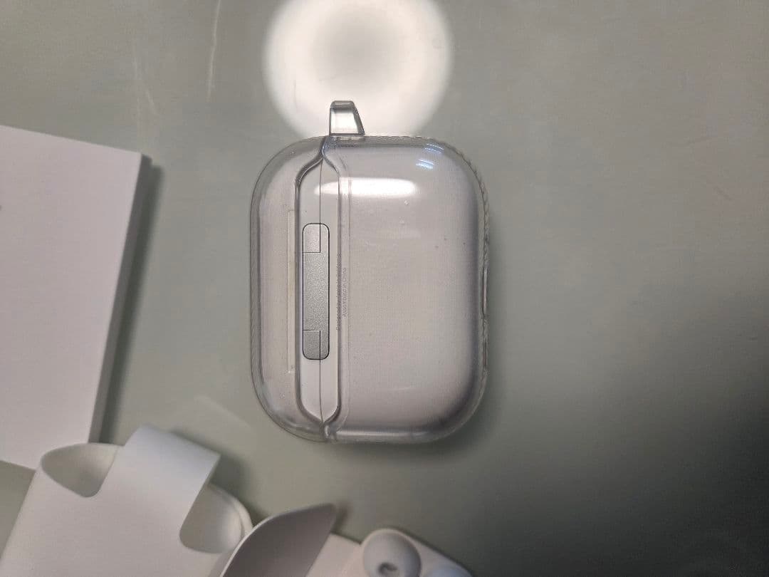 AirPods Pro 3本体 ワイヤレス充電対応