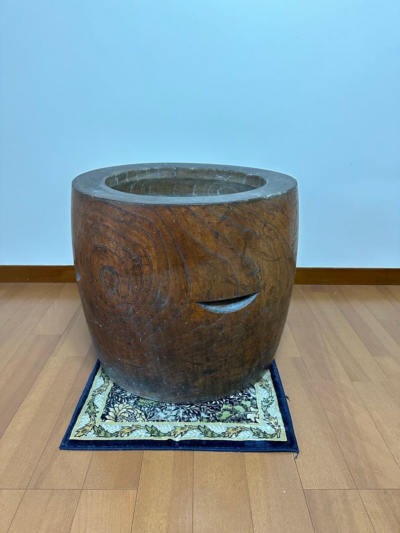 欅製　ケヤキ　木製　円筒形　臼 大きめ　室内保管していました