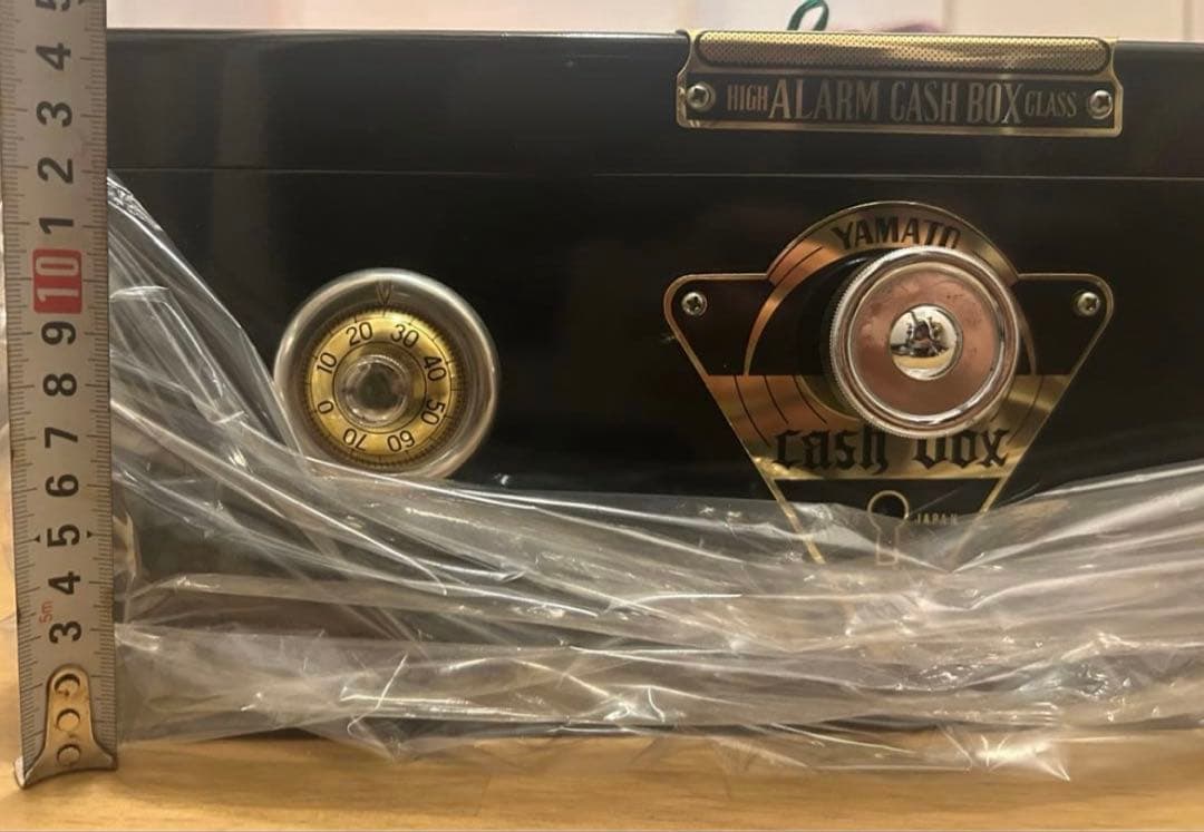 新品未使用品　 ヤマト金属　金庫レトロ アンティーク黒色は一つしかありません
