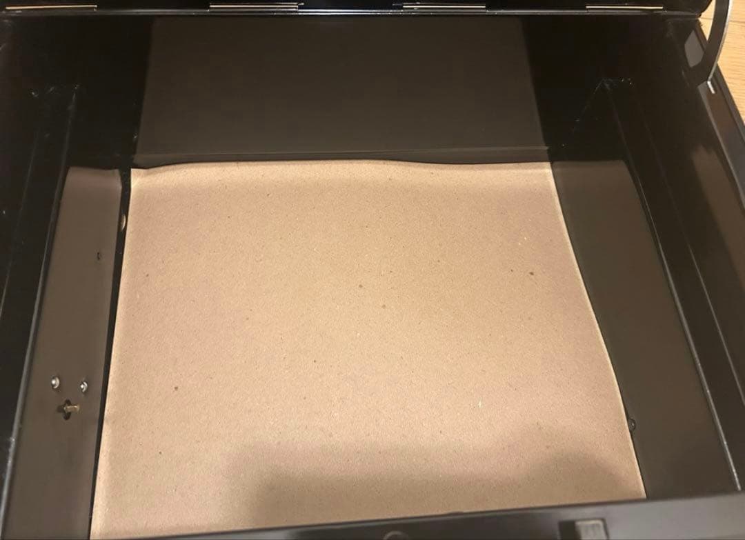 新品未使用品　 ヤマト金属　金庫レトロ アンティーク黒色は一つしかありません