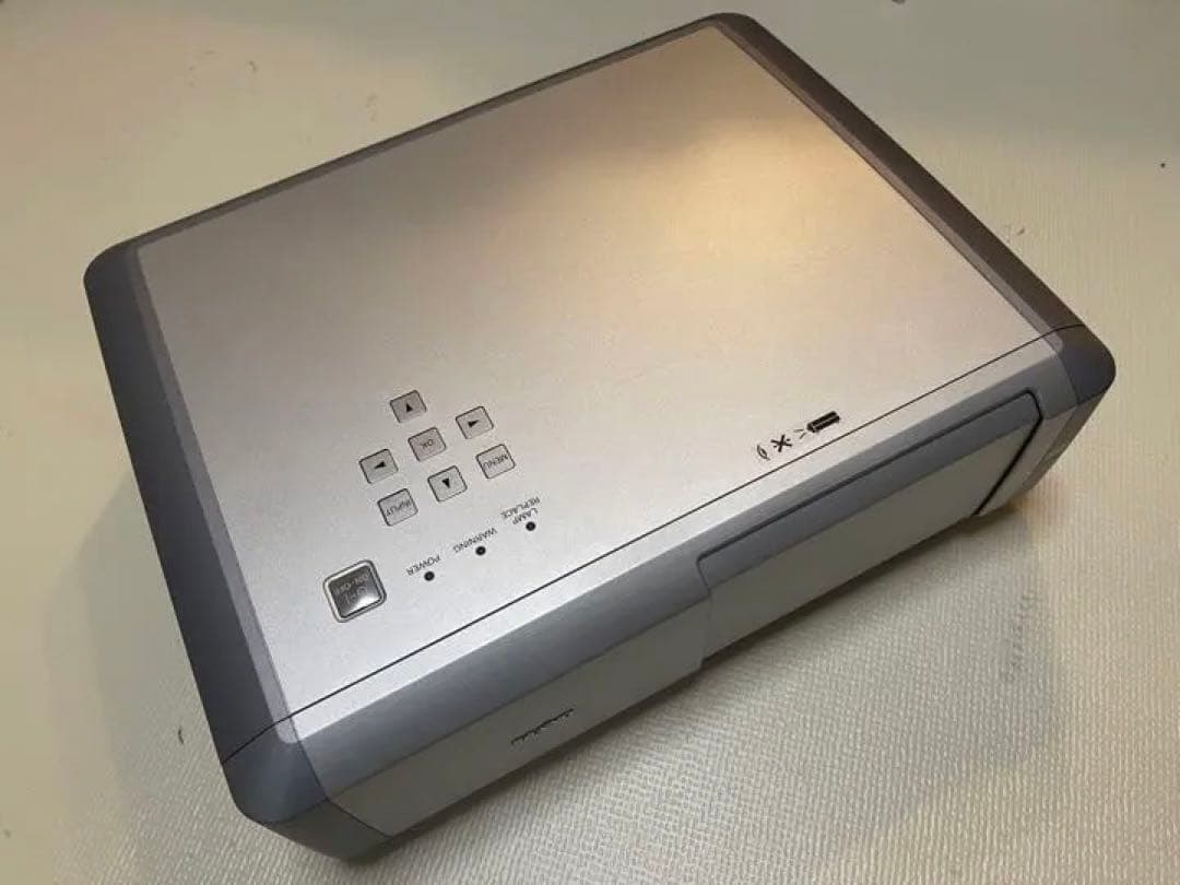 SANYO 液晶プロジェクター LP-Z4