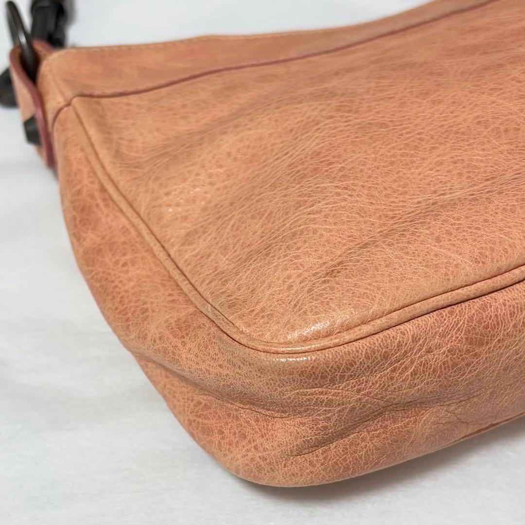 バレンシアガ ジャイアントヒップ ショルダーバッグ