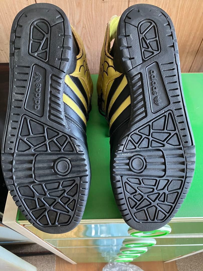 adidas ジェレミースコット黒/黄 ハイカット バスケットシューズ