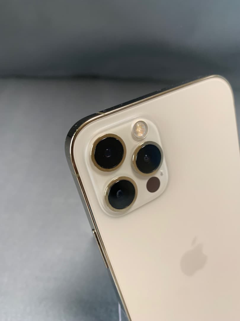 美品　国内版 SIMフリー iPhone12 Pro 128GB ゴールド色