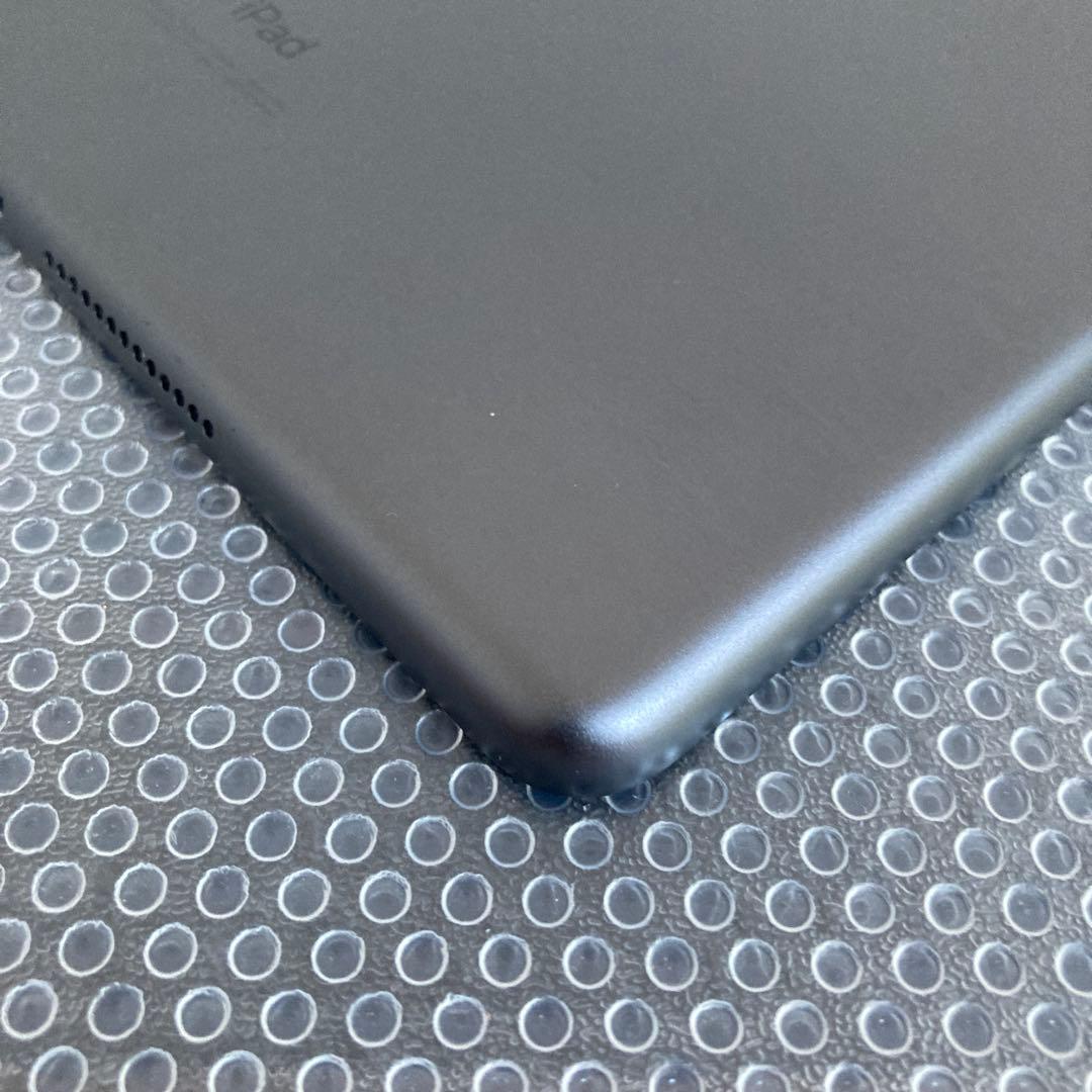 3073【早い者勝ち】電池最良好☆iPad7 第7世代 32GB WIFIモデル