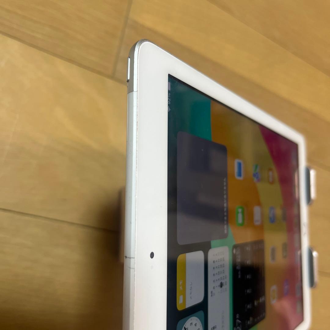 バッテリー良品86%iPad （6世代）32G Wi-Fi + Cellular