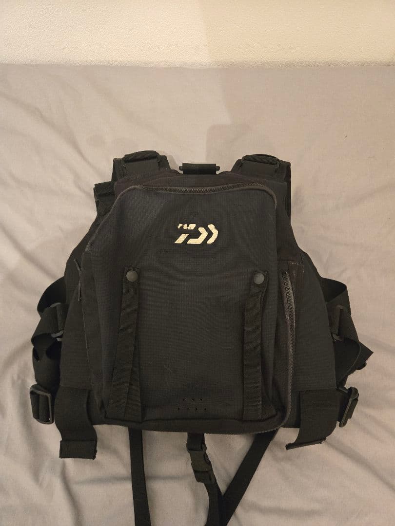 ダイワ　ロックショアベスト　daiwa df-4020