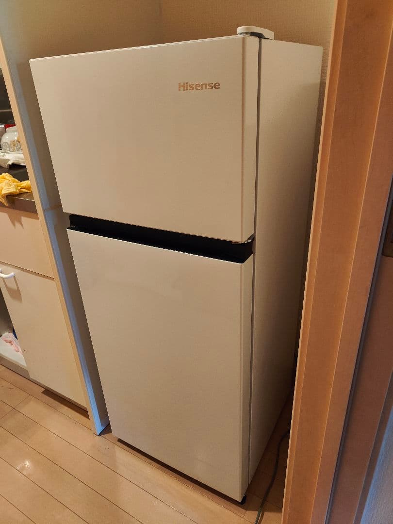 冷蔵庫 HR-B12HW ハイセンス 使用期間半年 引越しによる処分のため特価