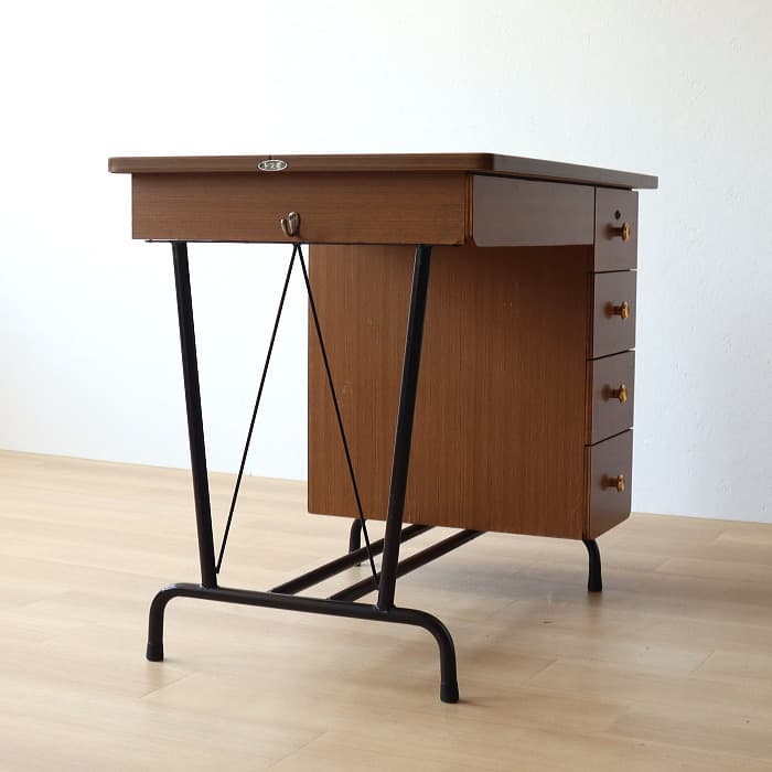 アンティーク 片袖机 レトロ 鉄脚 デスク 古家具 チーク トンボ