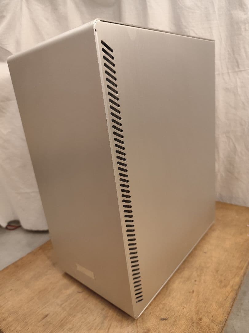 Windows11パソコン　I7-7700　メモリ32GB　SSD250gb