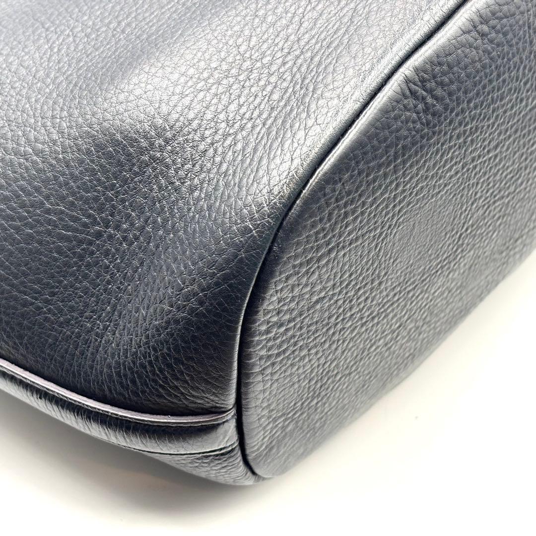 PELLE MORBIDA ペッレモルビダ　ショルダーバッグ　エディターズバッグ