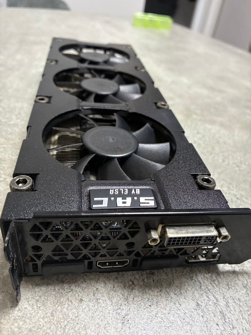 elsa nvidia geforce gtx980ti 6gbメモリ