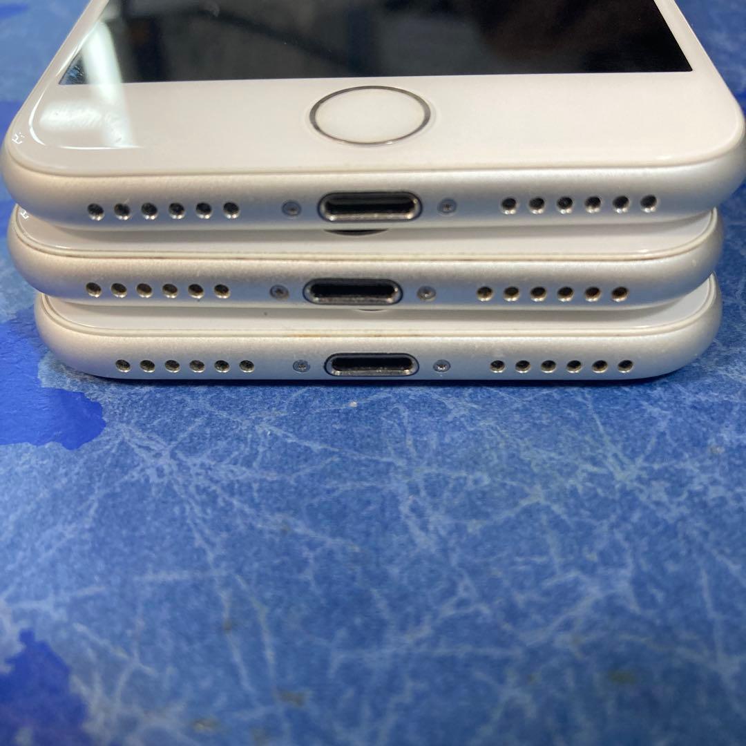 iPhone7⭐︎32GB⭐︎美品3台セット⭐︎シルバーSIMフリー88%74%73%