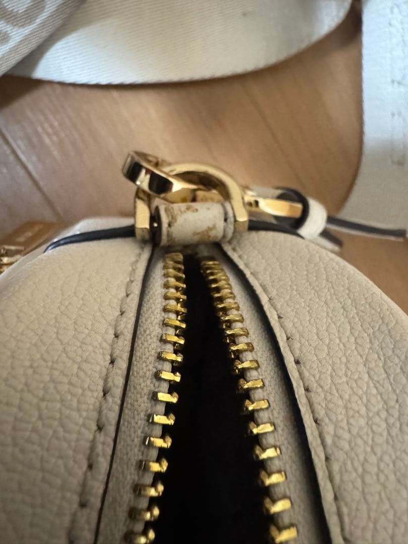 Michael Kors マイケルコース　クロスボディバッグ　ショルダーバッグ