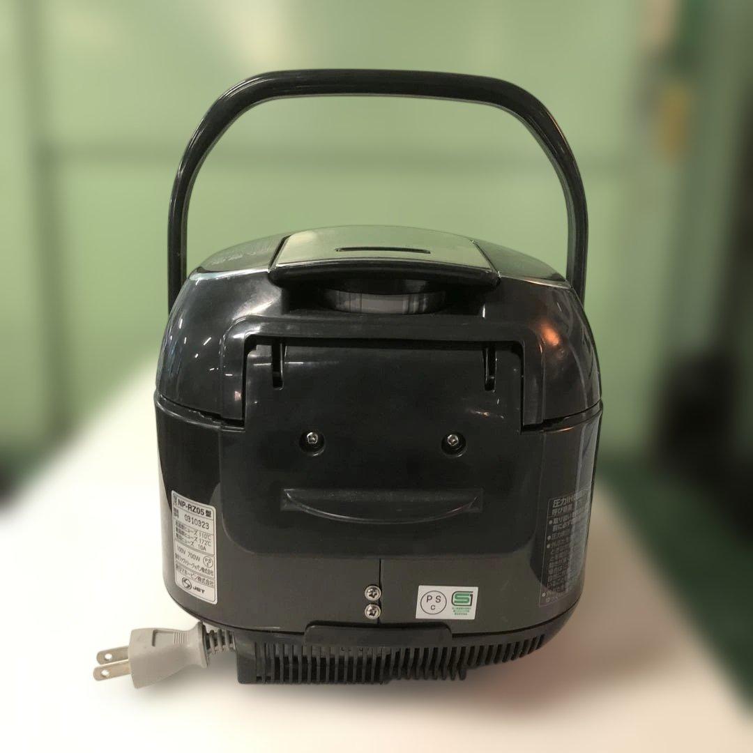 炊飯器 NP-RZ05 ブラック 3合炊き 圧力IH 3合炊き 象印