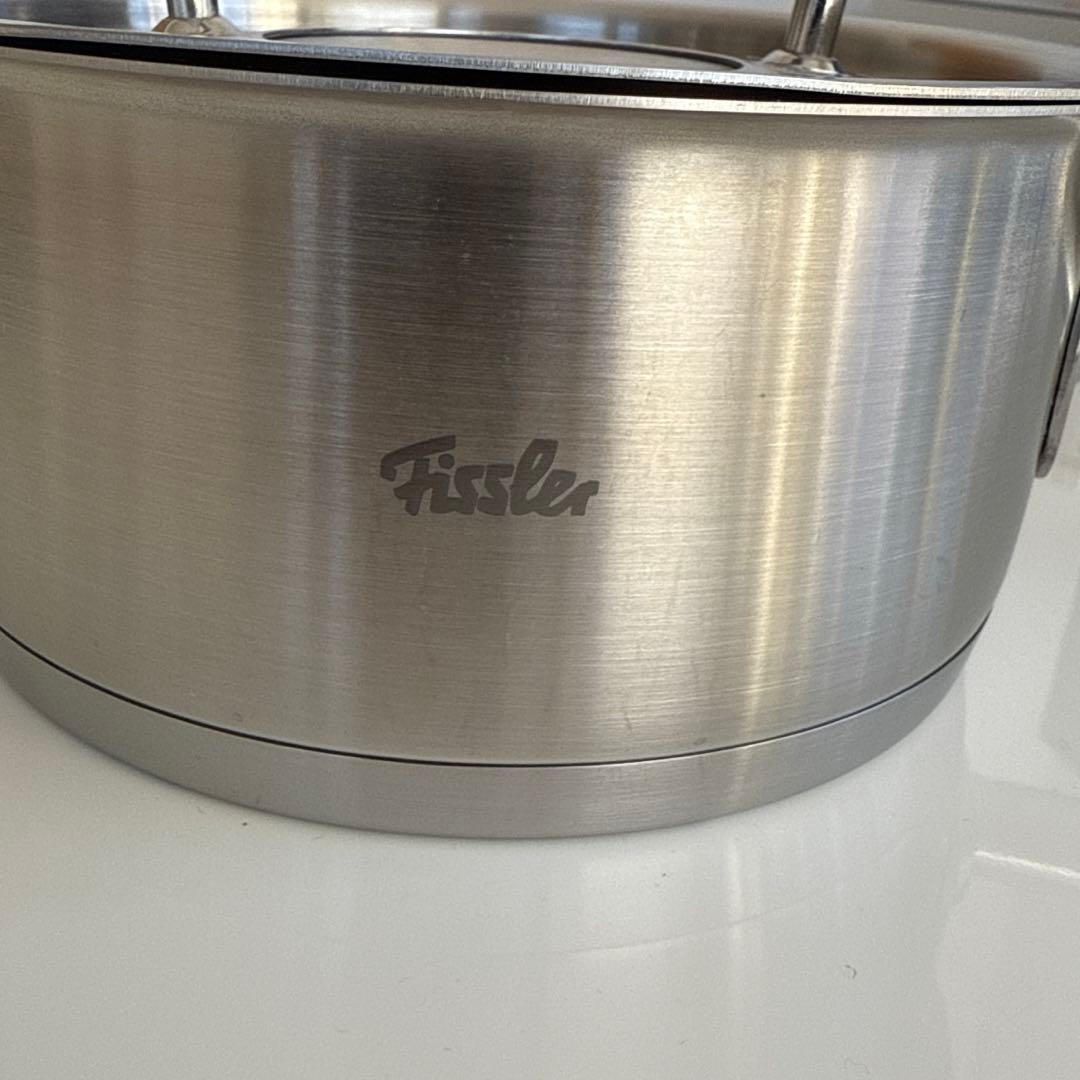 Fissler ステンレススチール 片手鍋 蓋付き　お値引きしました