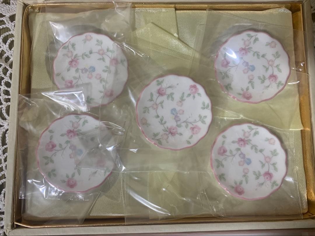 マミコさま専用！ノリタケ　キューティーローズ　フォーク5本とスプーンレスト5個