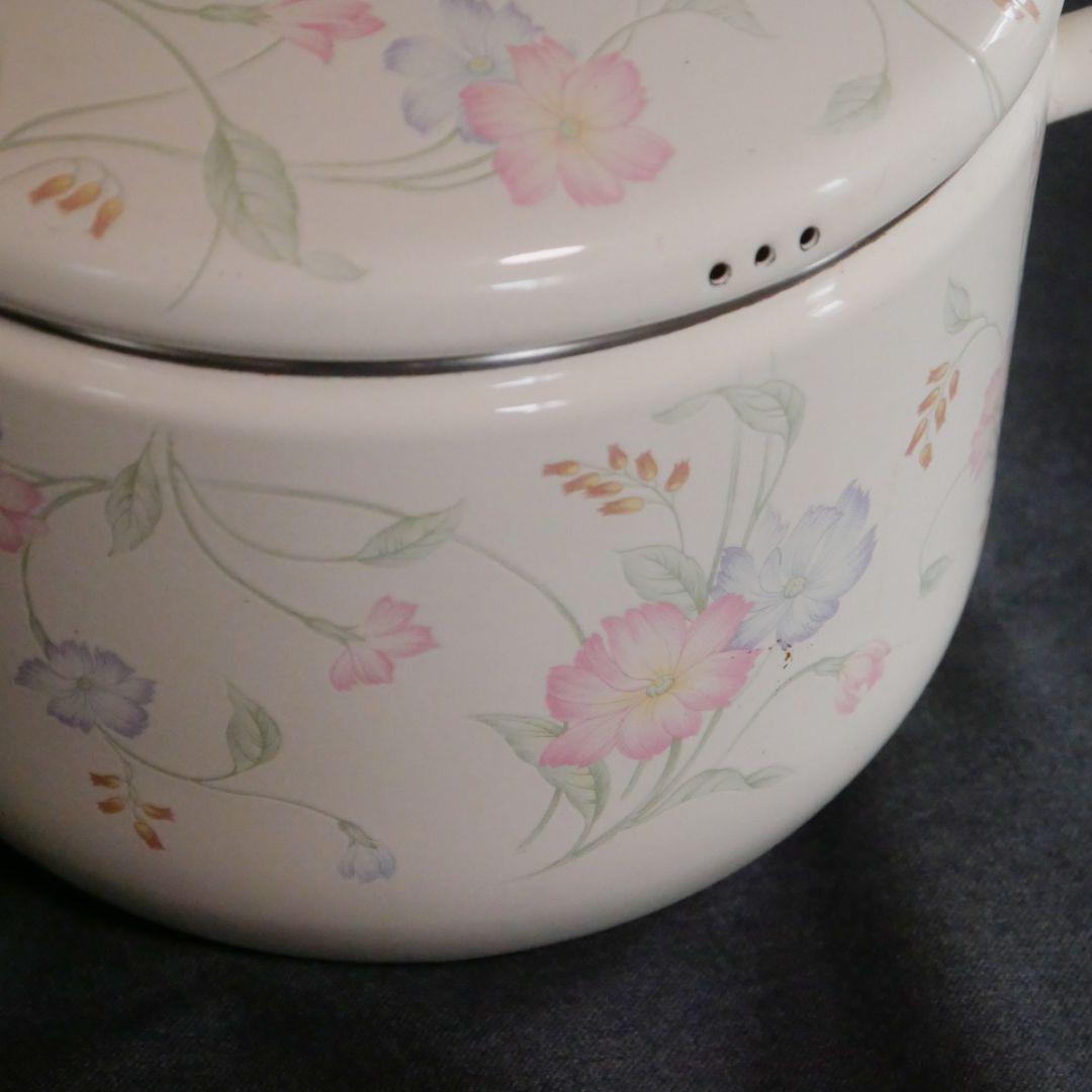 花柄ホーロー両手鍋 昭和レトロ