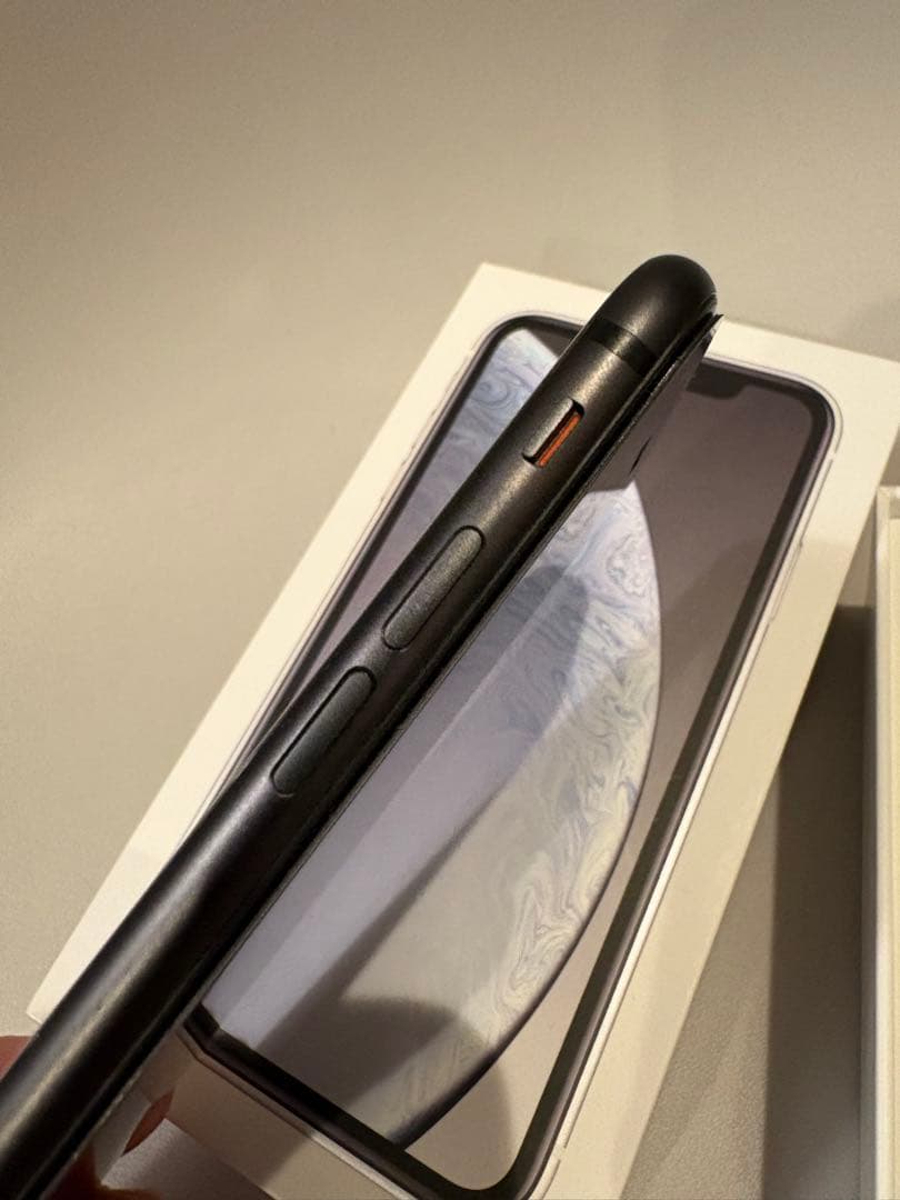 Apple iPhone 8 64GB ブラック 100% 本体のみ