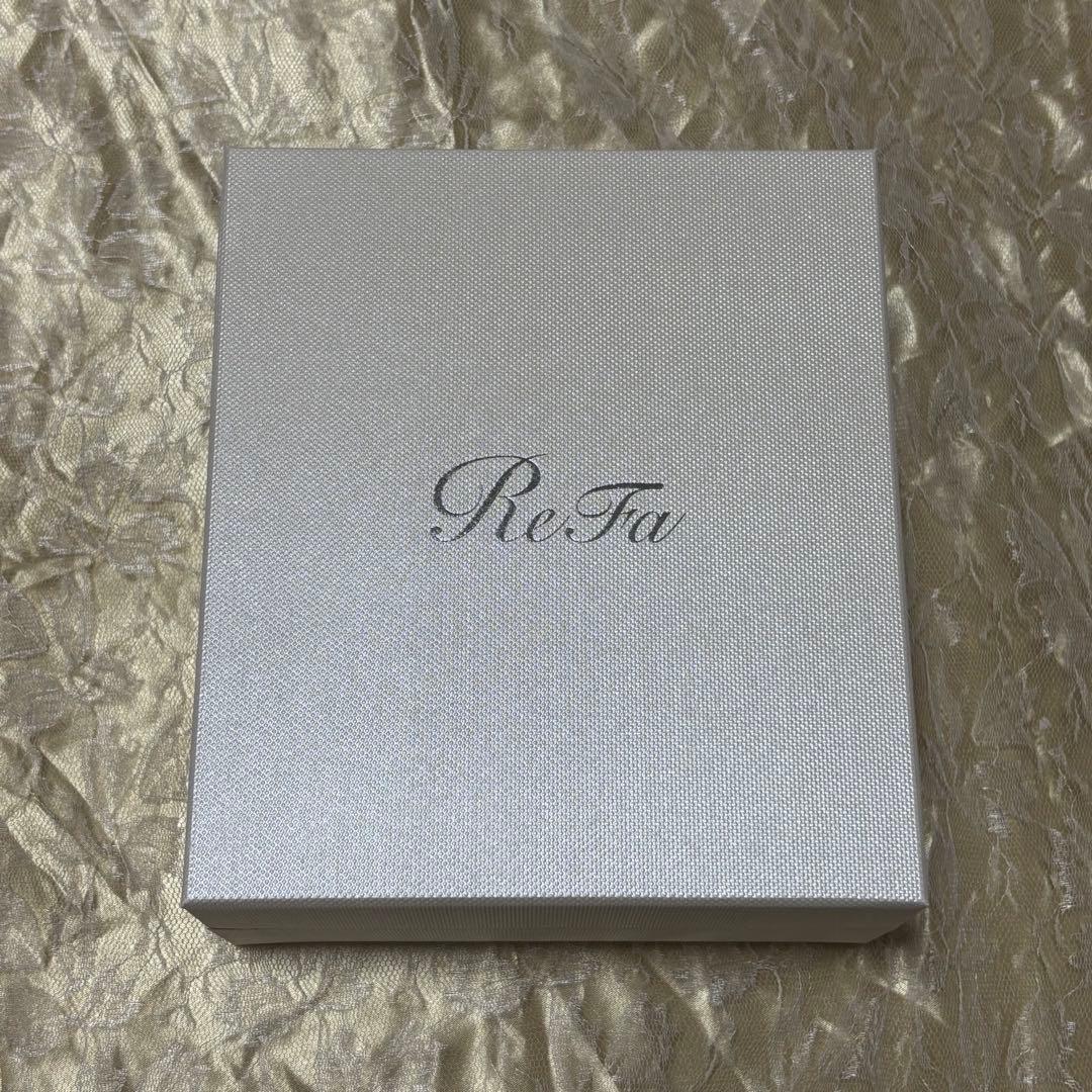 【最終お値下げ中！】ReFa カラットレイ　美顔ローラー シルバー 新品未使用品