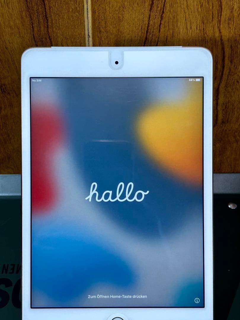 【フウタン】 iPad mini 4 Wi-Fi Cellular