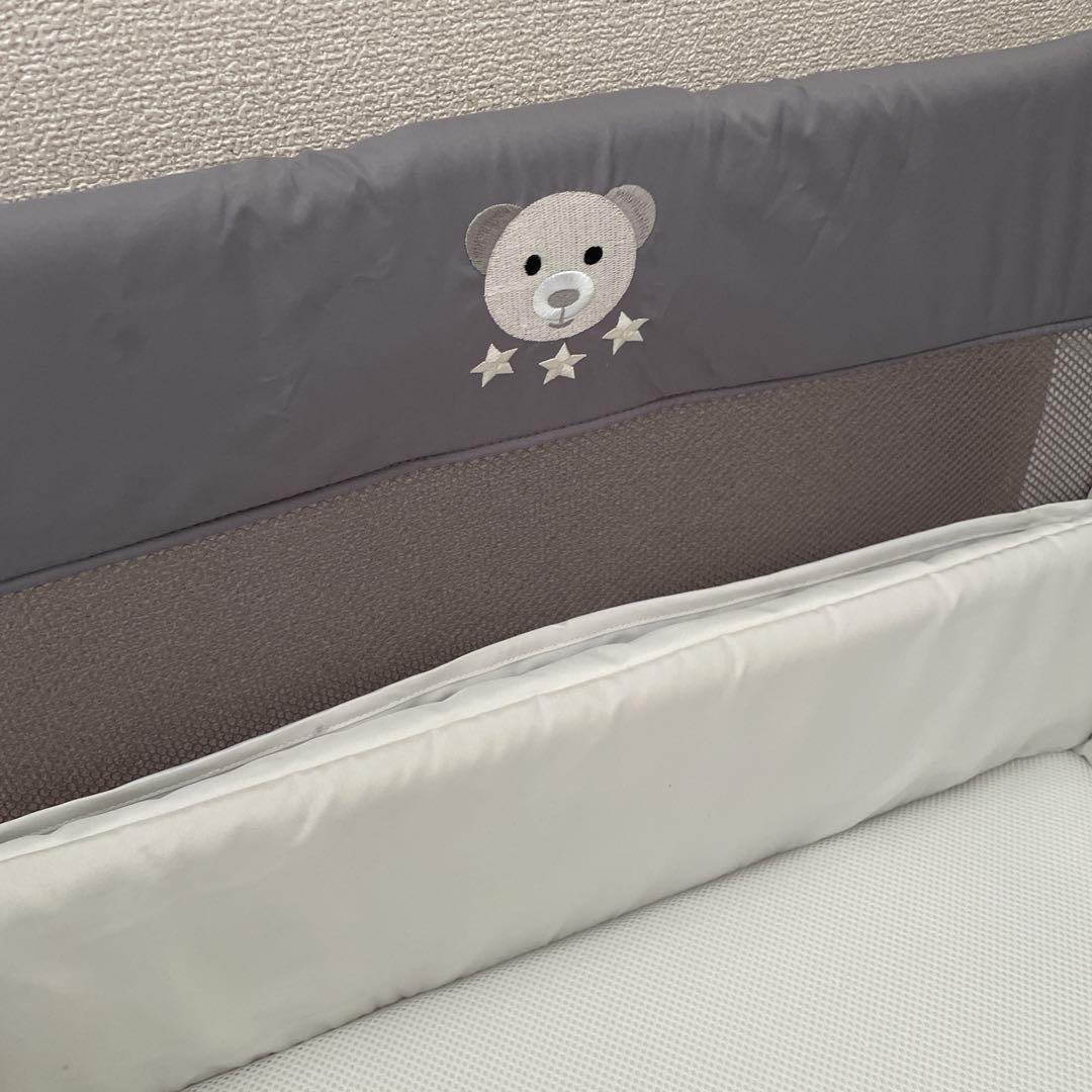 【美品】アップリカ ココネルエアー グレーベアー AB ベビーベッド