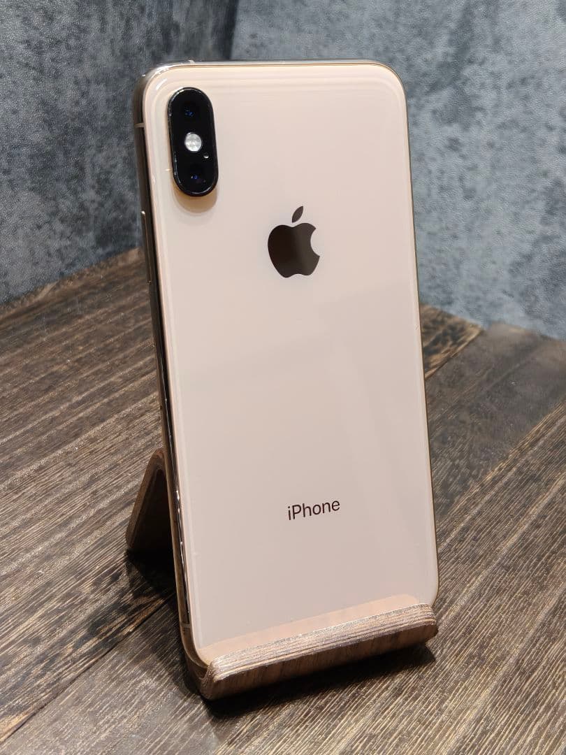 iPhone Xs 256GB スマホ SIMロック解除済み