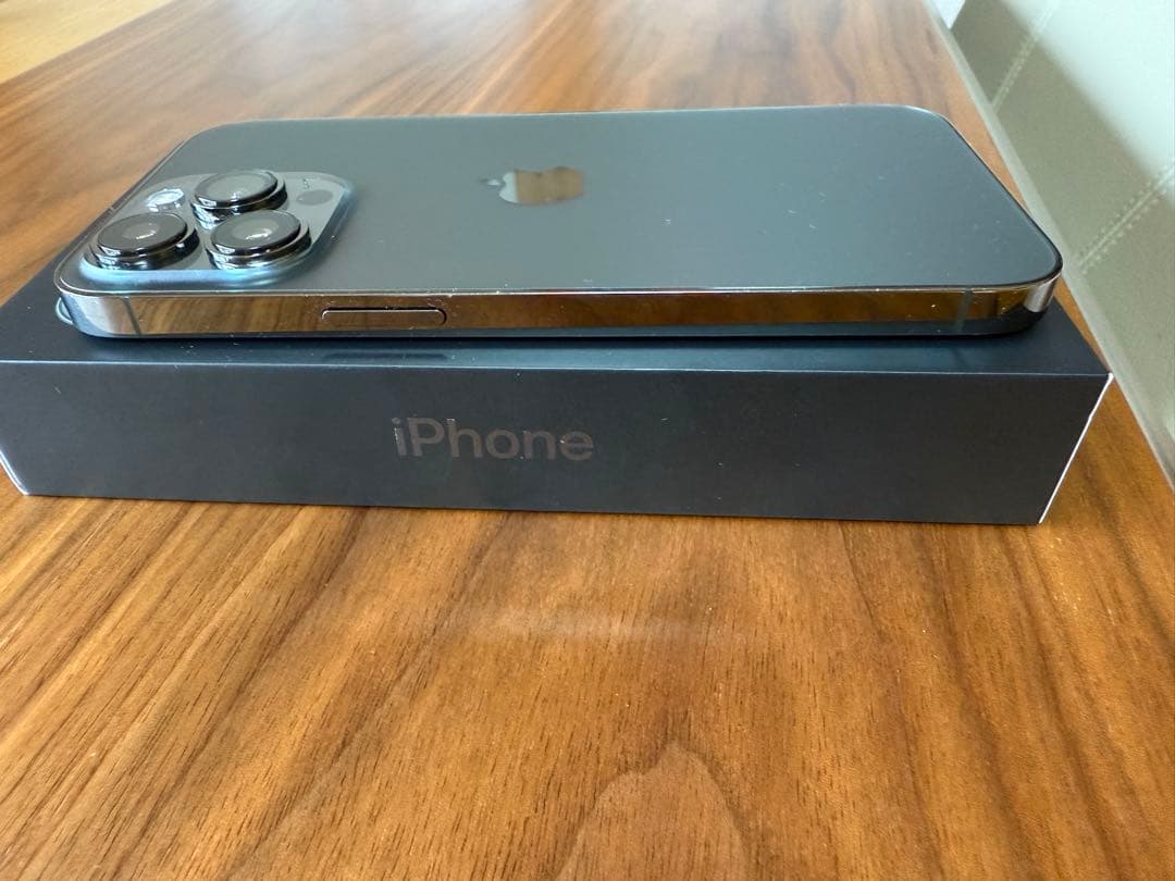 ⭐️本日限定価格13Pro512GBグラファイト Store版 SIMフリー⭐️