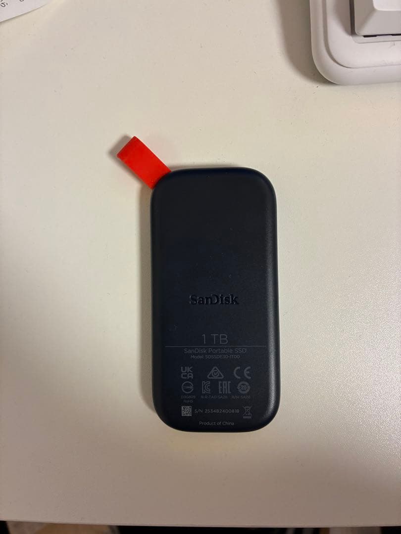 【ほぼ新品】SanDisk 外付けSSD 1TB USB Type-C