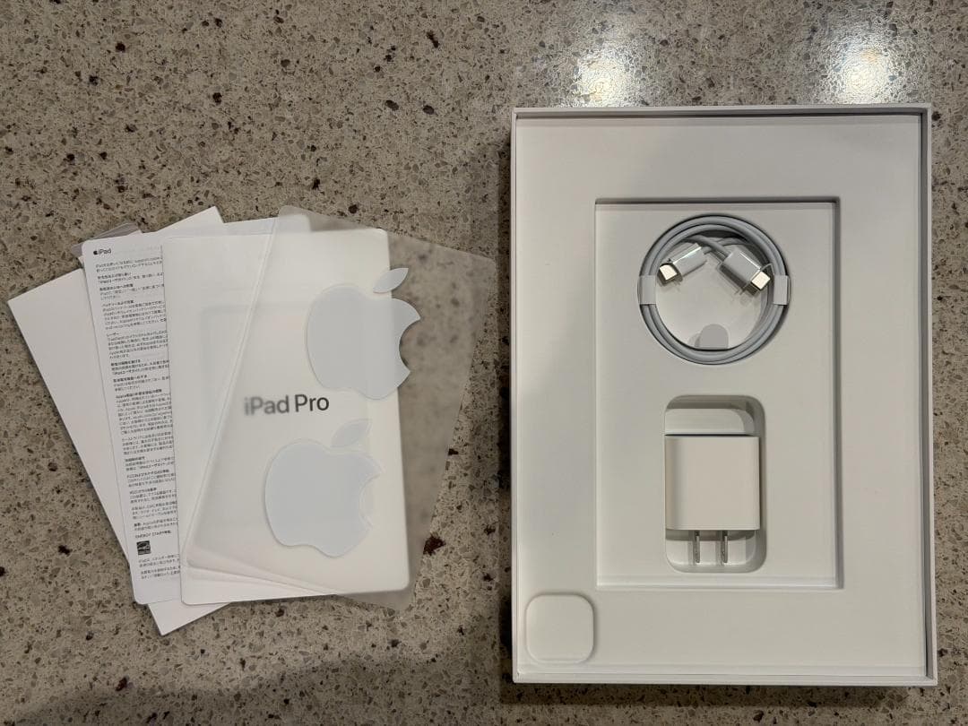 iPad Pro M1 11 256GB+アップルペンシル+スマートフォリオ