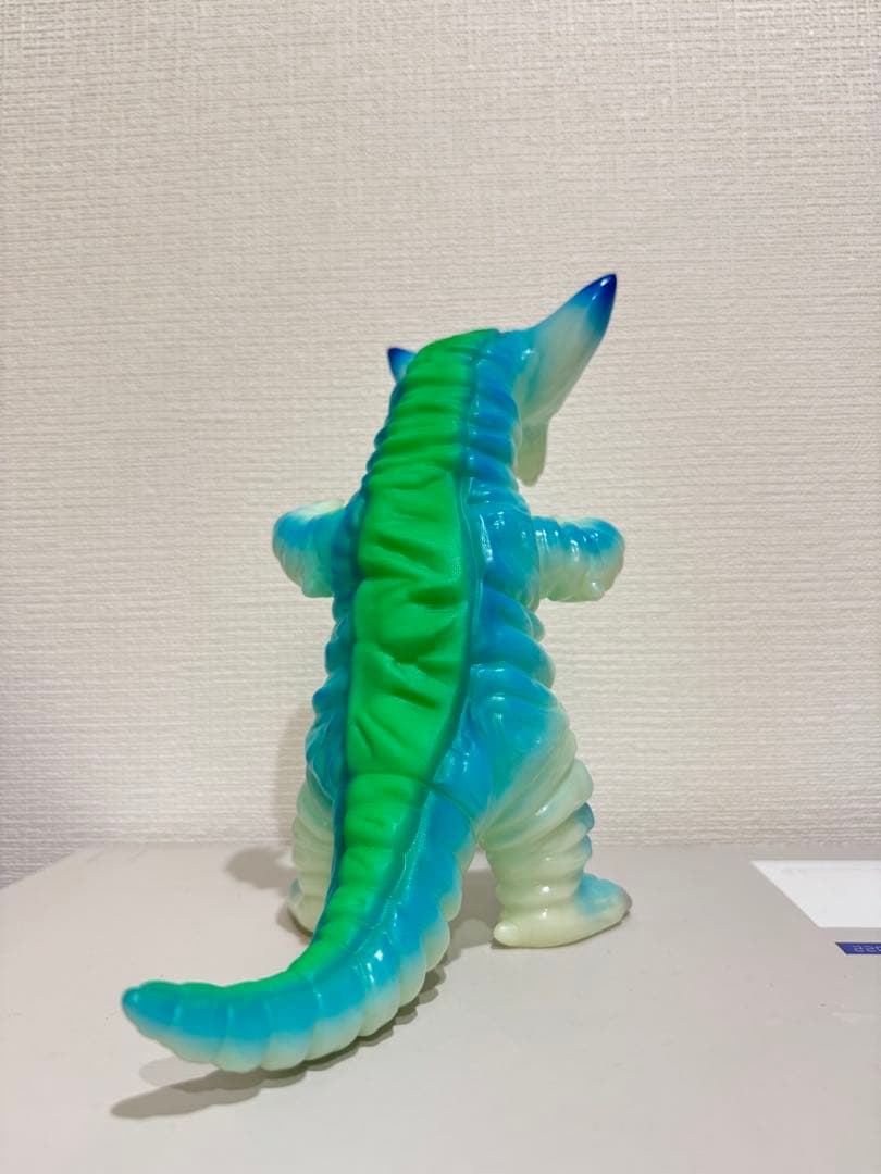 STRANGE GALLERY 僕の怪獣 怪奇画廊 ゴモラ 蓄光成型/青緑塗装